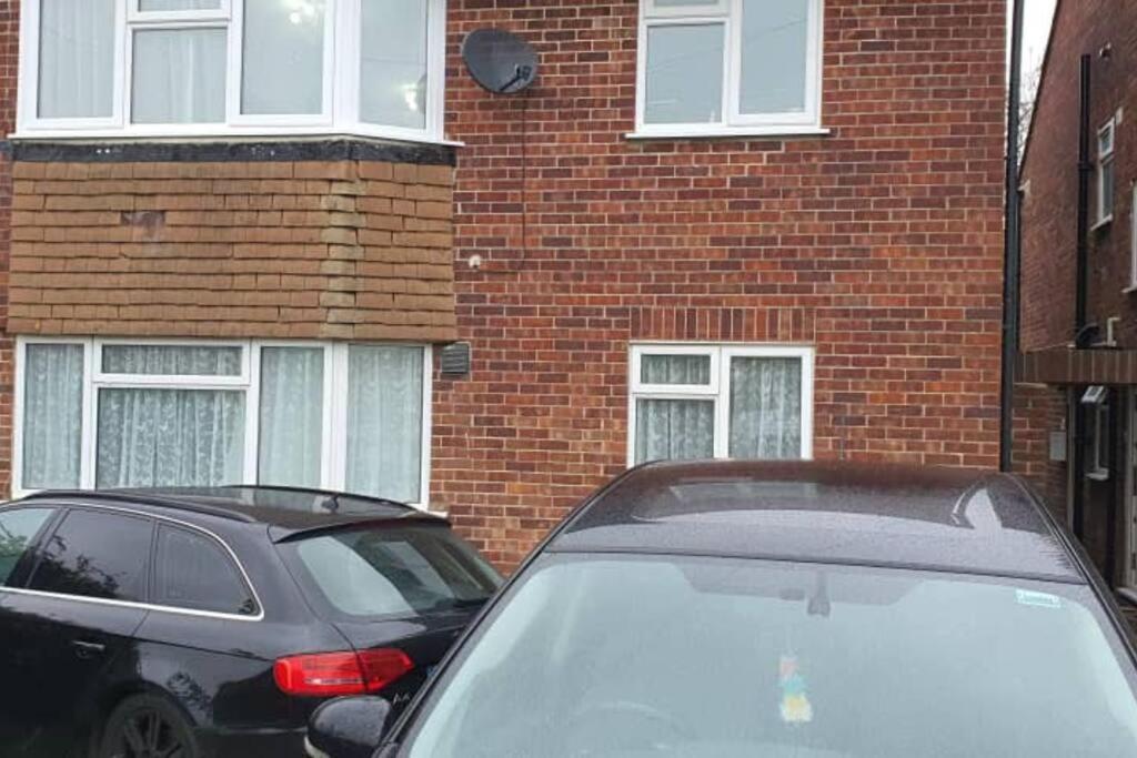 Exquisite And Modern 2 Bed Maisonette Harmondsworth Esterno foto